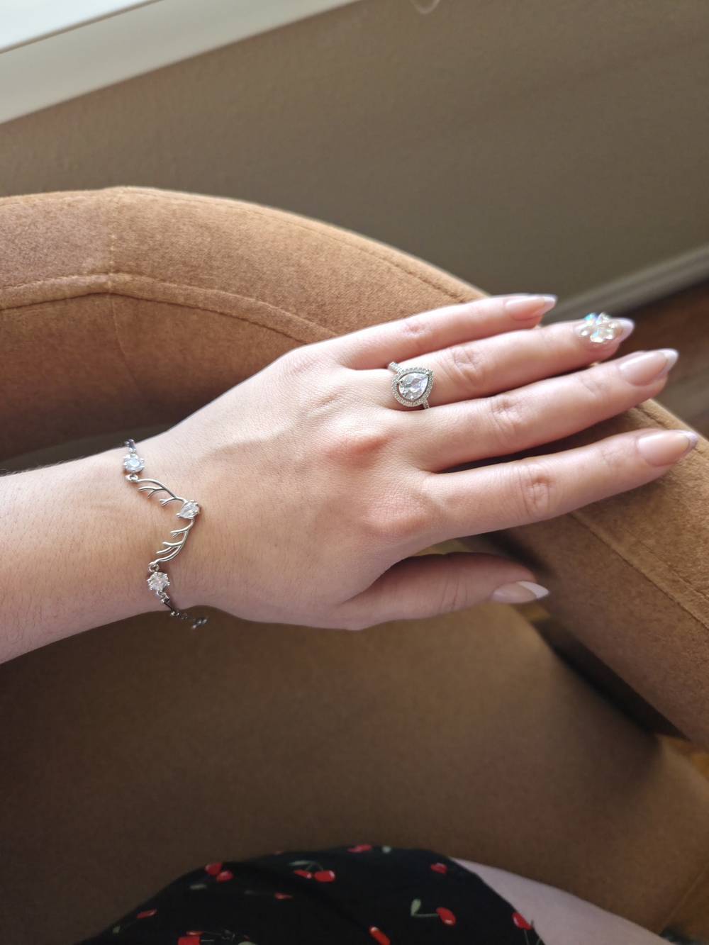 Delicate Silver Crystal Leaf Bracelet - Silver